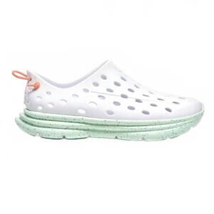NEW KANE FOOTWEAR unisex revive active sneakers in white spring speckle